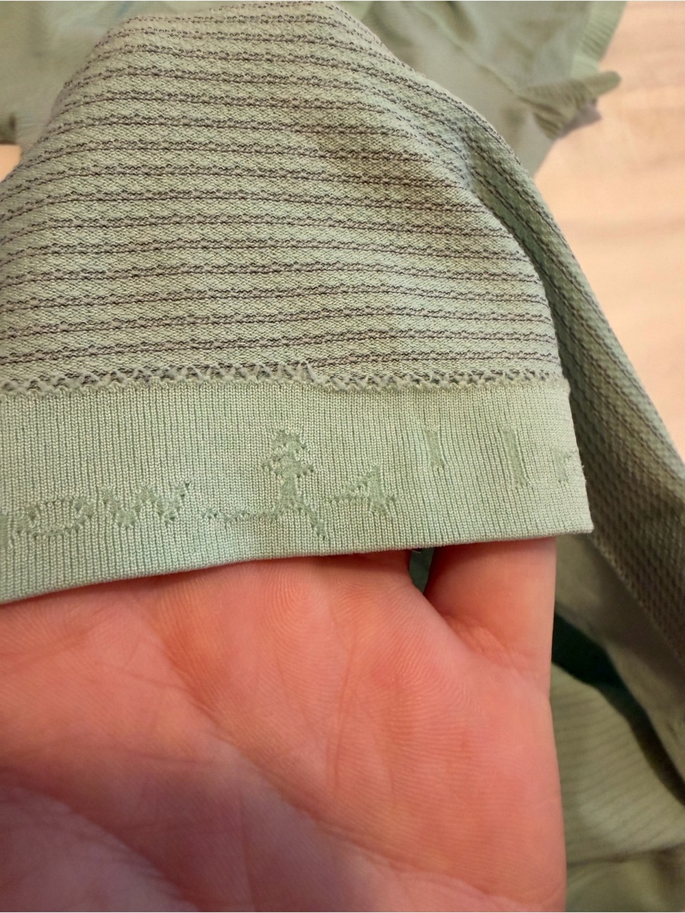 Lululemon Swiftly Tech Short-Sleeve Shirt 2.0 *Hip Length - Picture 5 of 9